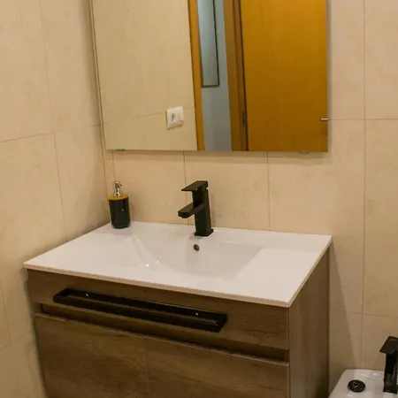 Апартаменти Allo Caballeros Ii Centro 1 *